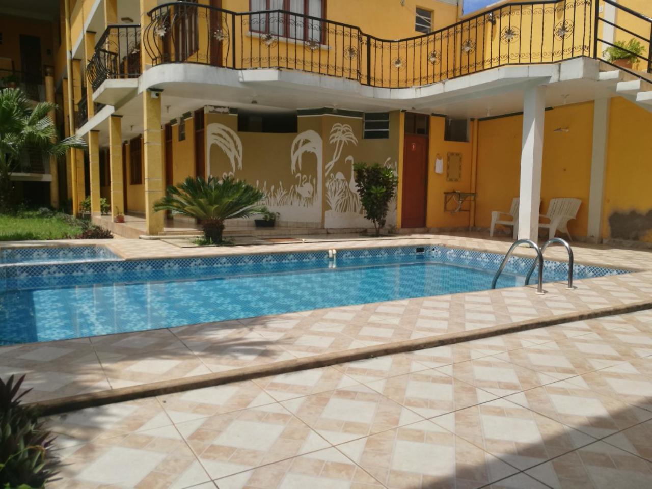 Dorado Hotel Cobija Esterno foto